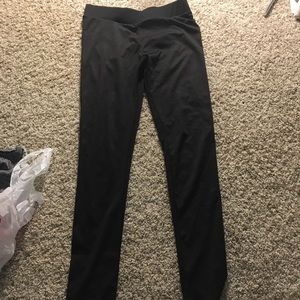 Black butt lifting leggings